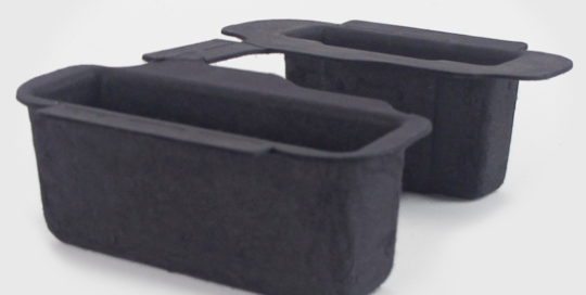 Geformtes schwarzes Zellstofftablett